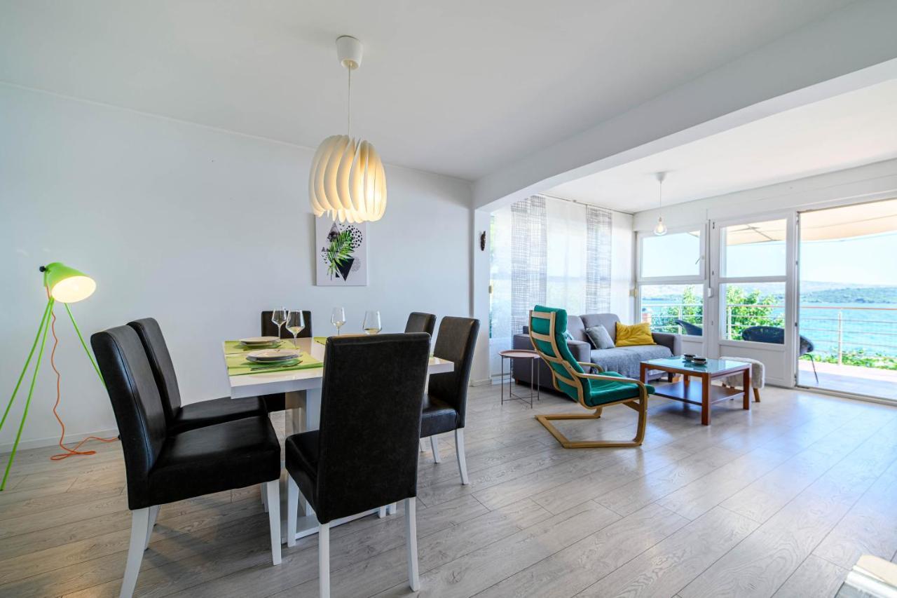 Apartment Seaside Zaboric Luaran gambar
