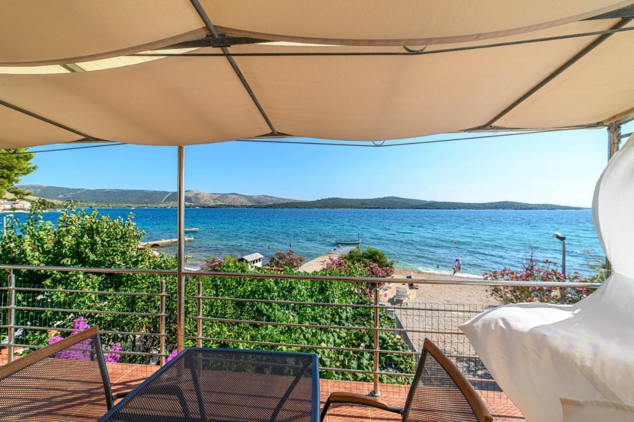 Apartment Seaside Zaboric Luaran gambar