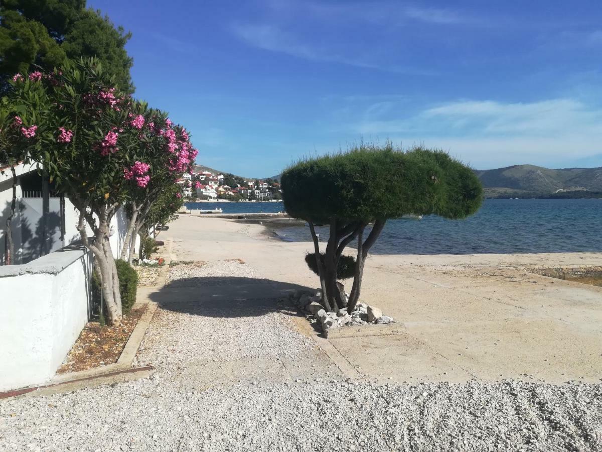 Apartment Seaside Zaboric Luaran gambar